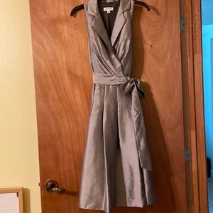 Jones Studio business classy AND glamorous A line sleeveless dress w/ belt (mlb)